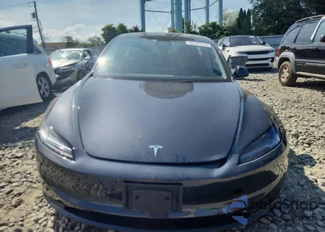 2024 Tesla Model 3 z USA, uszkodzony, nr VIN 5YJ3E1EA4RF772523